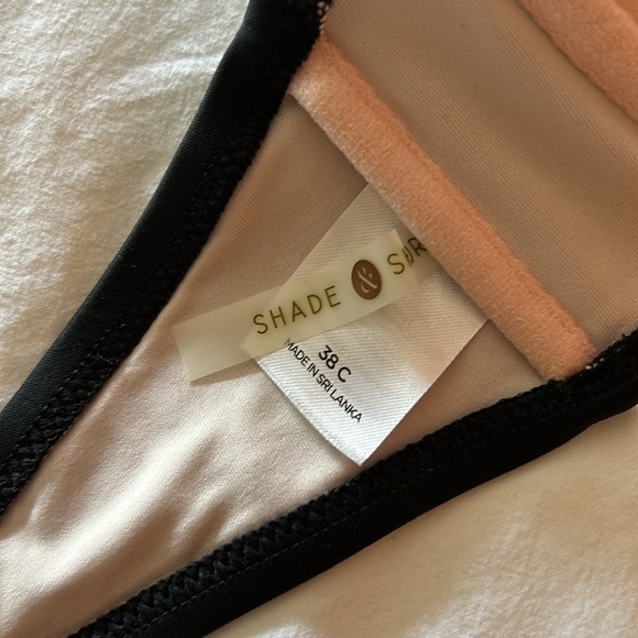 SHADE & SHORE 38C black bikini top - Picture 5 of 5